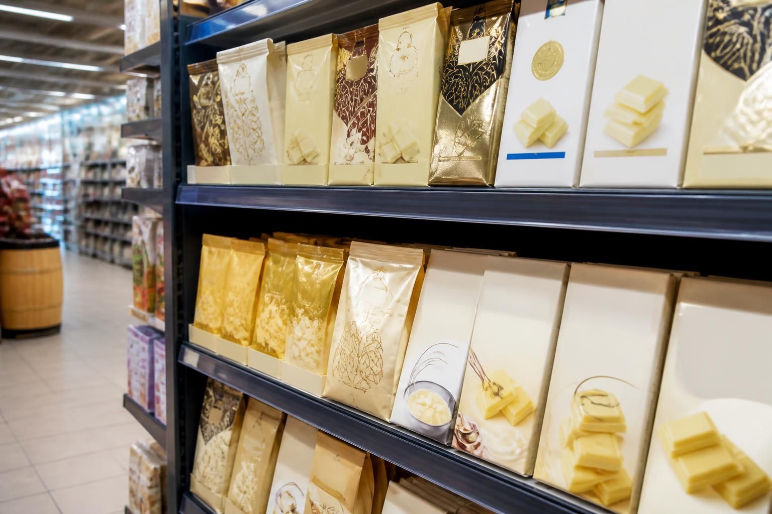 découvrez où acheter du chocolat blanc de couverture en grande surface et nos marques recommandées pour des pâtisseries réussies.